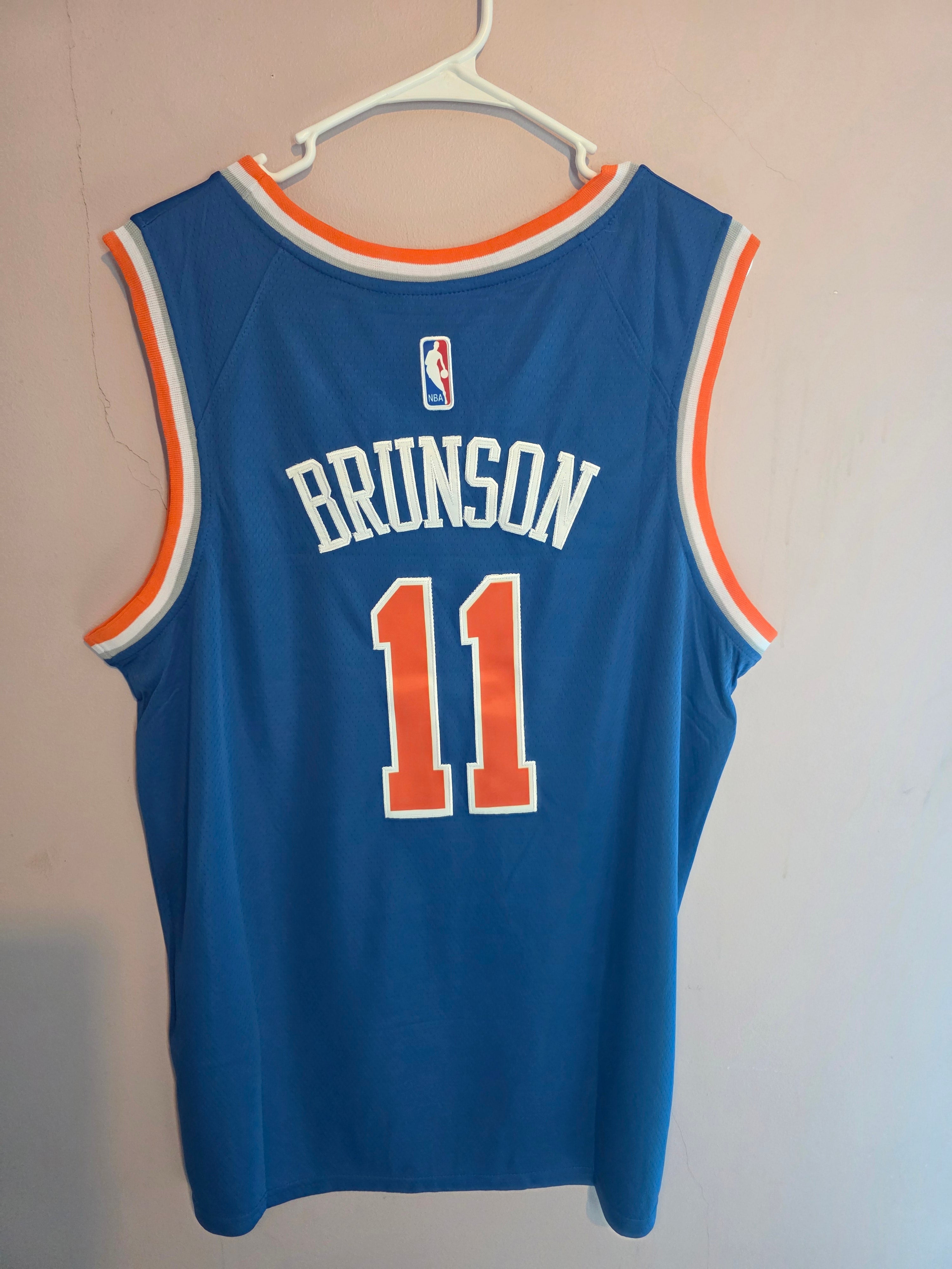 Unisex New York Knicks Jalen Brunson 
Nike Blue Swingman Jersey 
Icon Edition